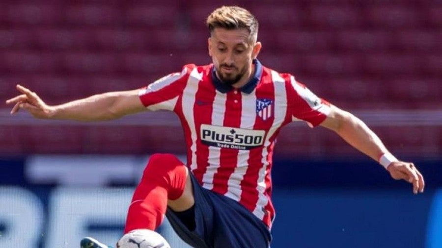 Héctor Herrera durante un partido con Atlético de Madrid