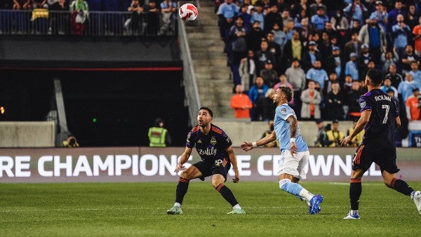 Seattle Sounders en acción frente a NYC