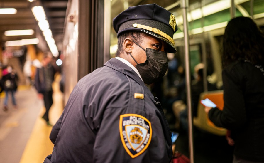 Policía en el Metro de Nueva York