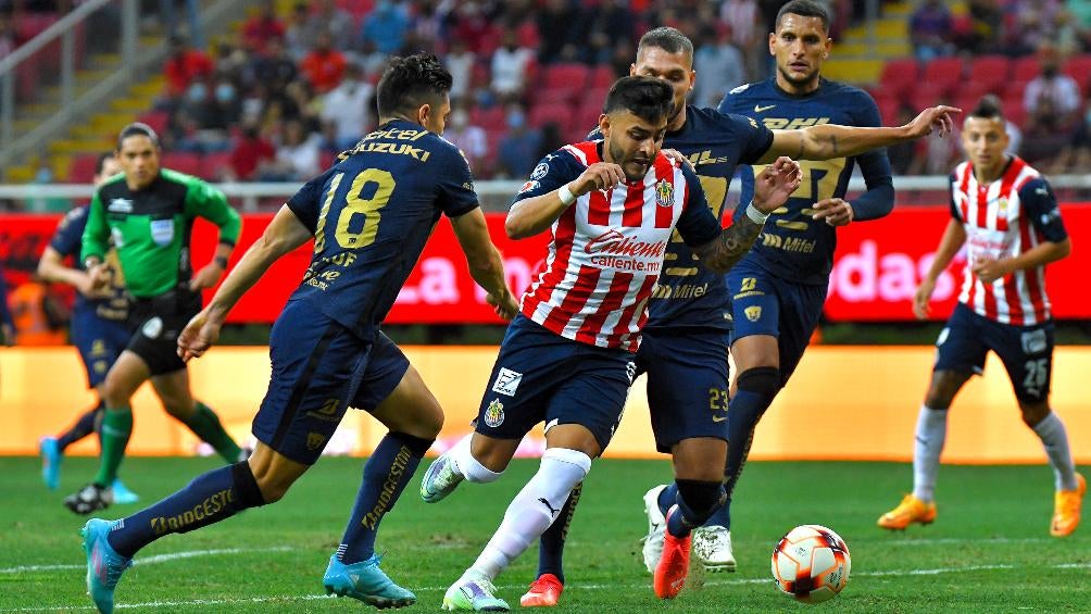 Chivas amarró el repechaje; Pumas está en la pelea