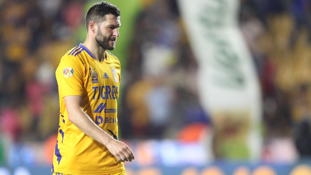 Gignac está a dos goles de su máximo perseguidor