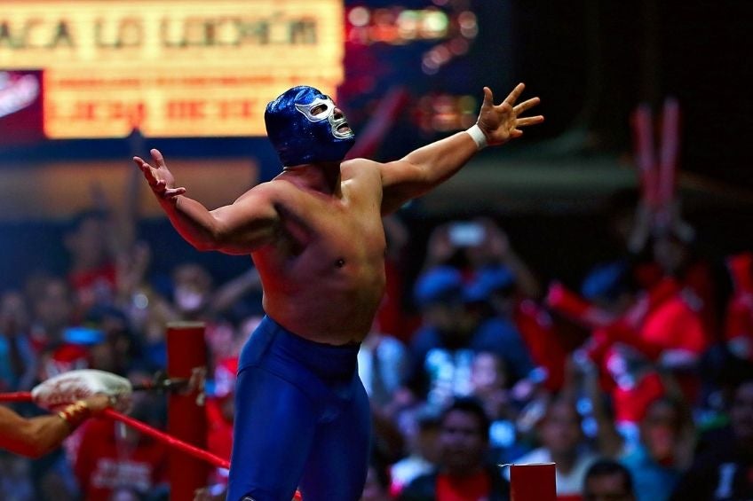 Blue Demon Jr. durante una lucha