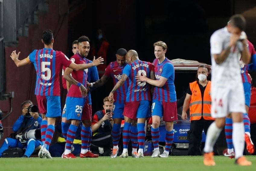 Jugadores del Barcelona festejando un gol