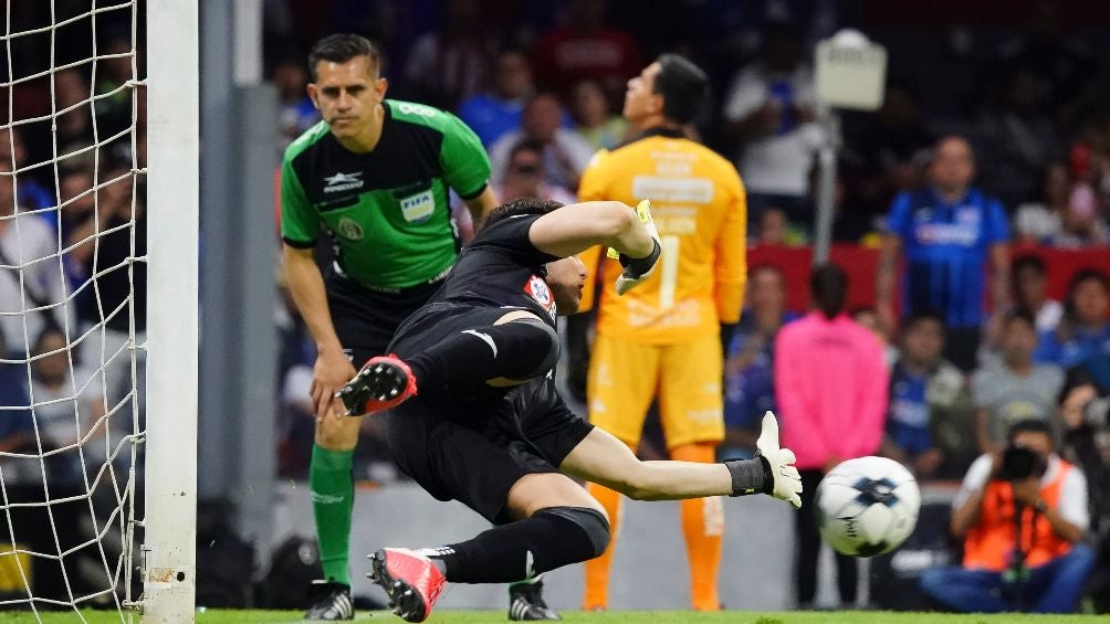 Sebastián Jurado logró atajar dos penaltis en la tanda