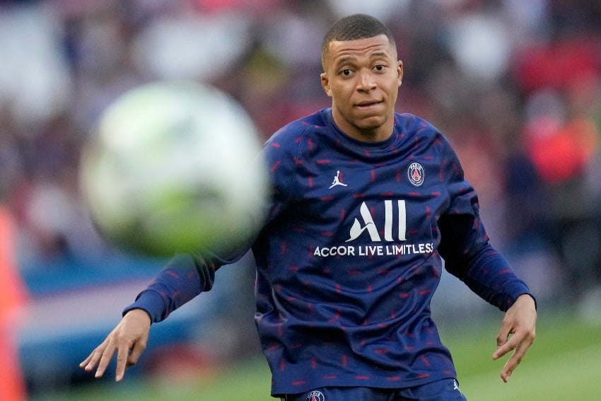 Mbappé previo a un juego del PSG