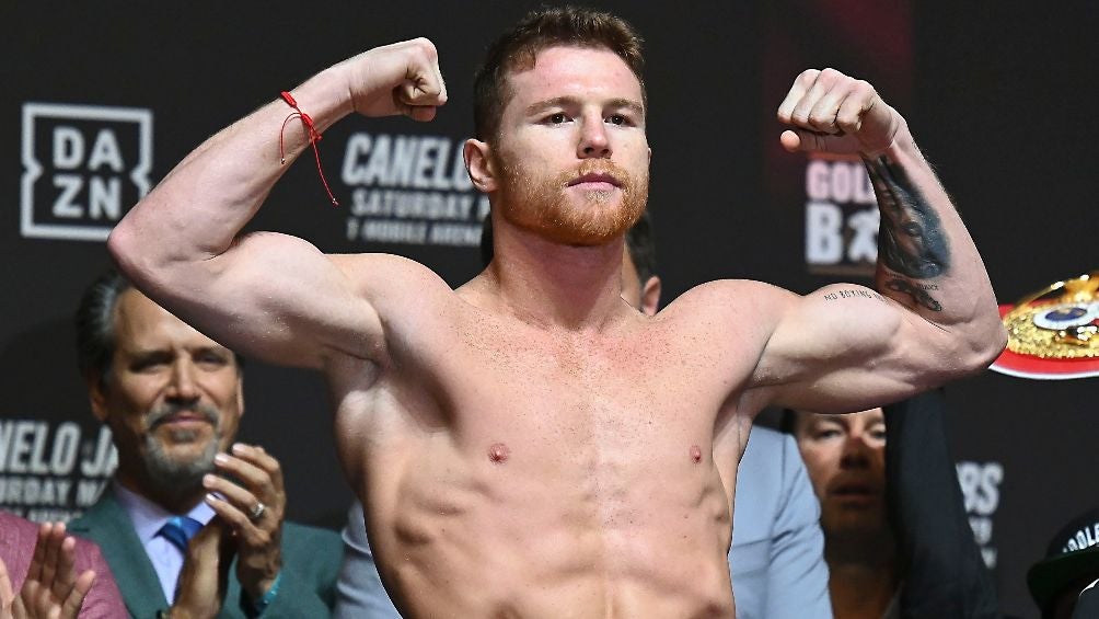 El 'Canelo' tuvo un difícil combate contra Bivol