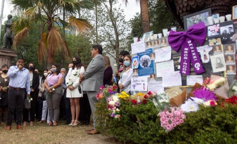 Ofrenda en honor a Debanhi Esocbar