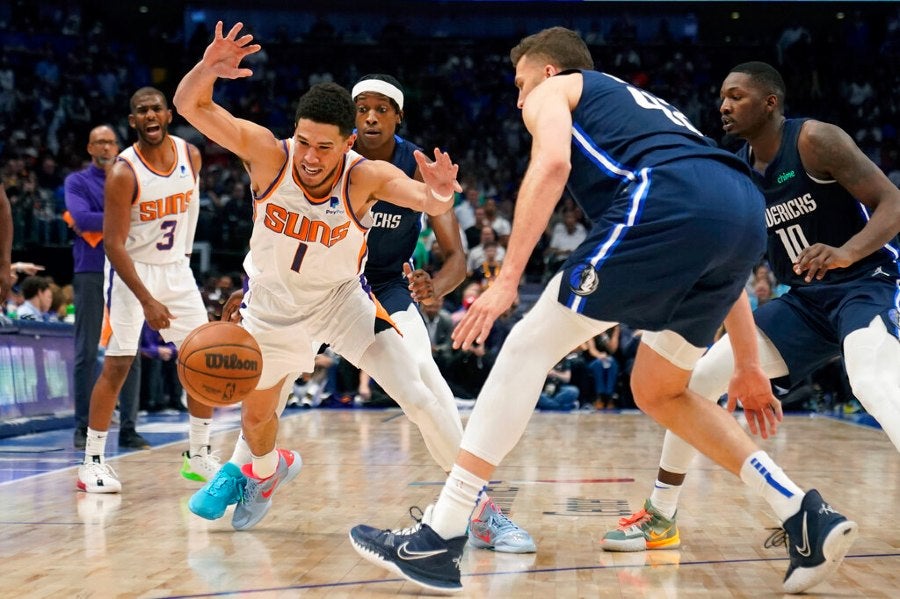 Mavericks obligó al séptimo partido tras arrollar a los Suns