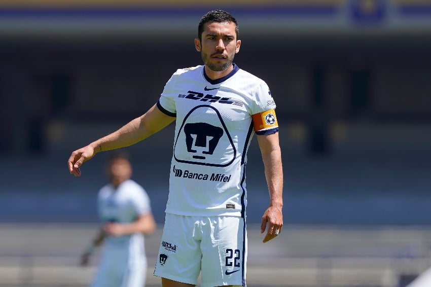 JP Vigón como capitán de Pumas