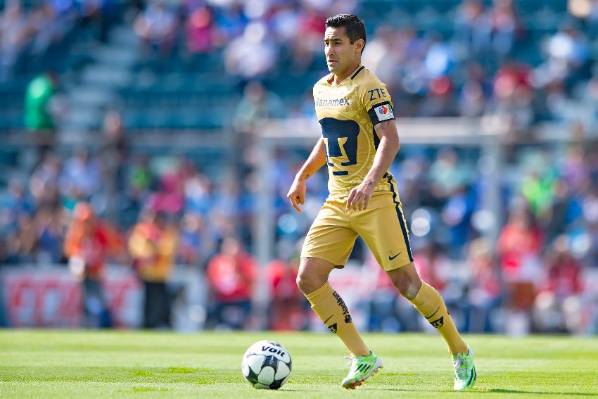 Luis Fuentes como capitán de Pumas