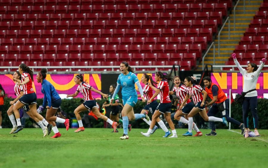 Chivas celebra el pase a la Final