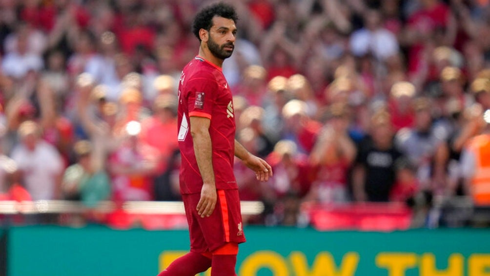 Mohamed Salah tras ser lesionado en la Final de la FA Cup