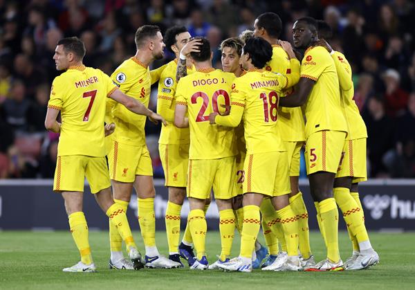 Jugadores del Liverpool en festejo