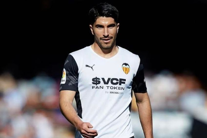 Carlos Soler durante un partido del Valencia