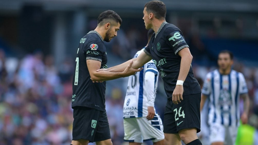 Henry Martín y Federico Viñas con América