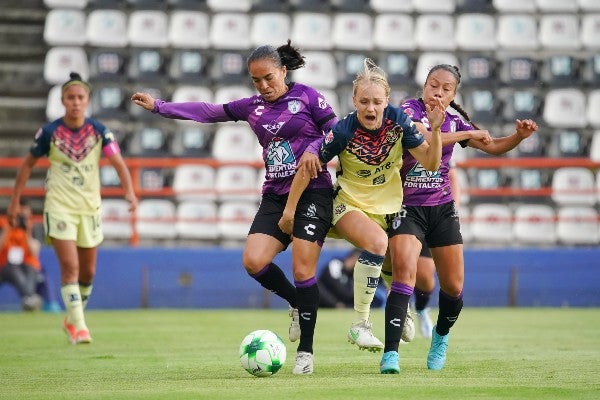 Sarah Luebbert en su paso por América ante Pachuca