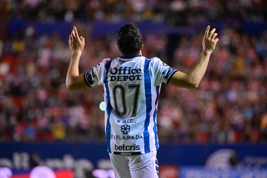 Nicolás Ibáñez en el juego ante América