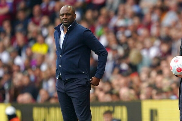 Patrick Vieira durante el partido ante el Everton 