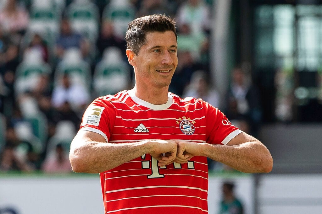 Lewandowski festejando gol con el Bayern