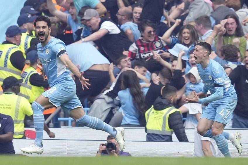 Gündogan festejando un gol