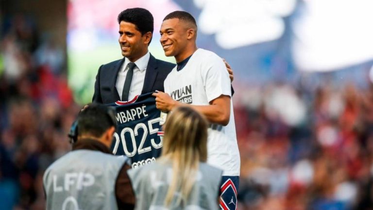 Kylian Mbappé renovó hasta 2025 con el PSG