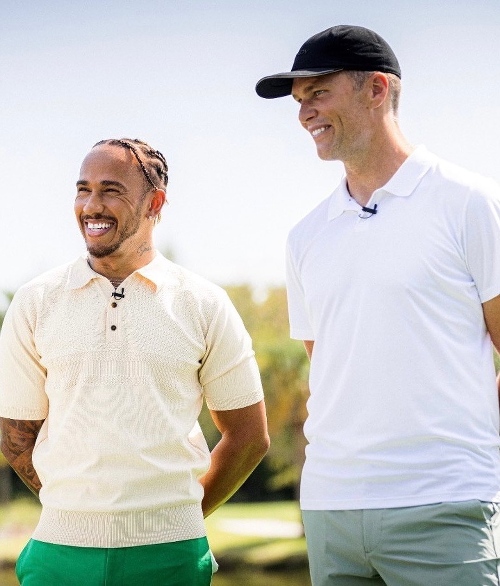 Brady y Lewis Hamilton jugando golf