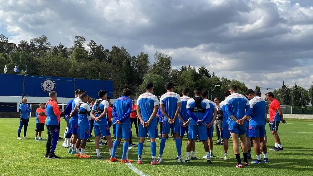 Diego durante su primer entrenamiento con Cruz Azul