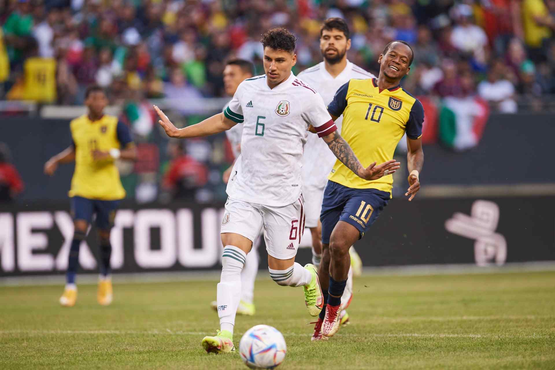 México jugando partido amistoso internacional ante Ecuador