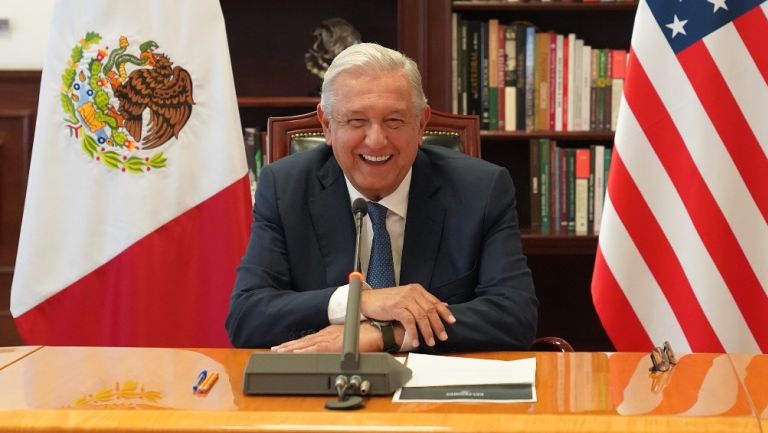 López Obrador en platicas de energía renovable 