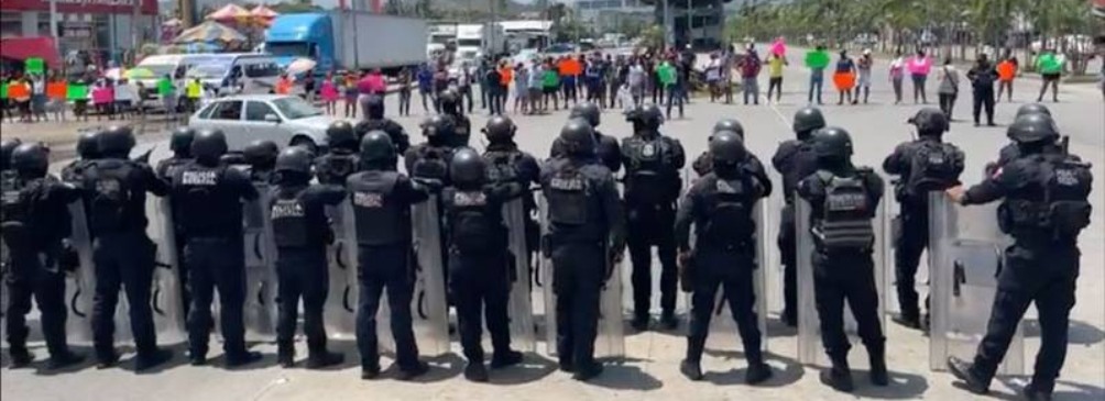La policía tuvo el enfrentamiento con los manifestantes