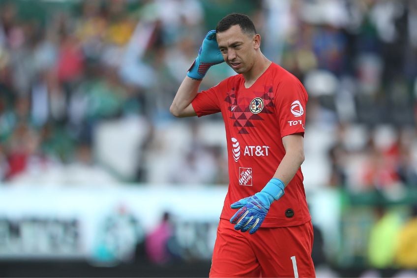 Agustín Marchesín durante un partido del América