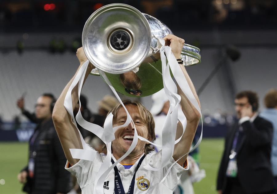 Luka Modric renovó con el Real Madrid hasta 2023