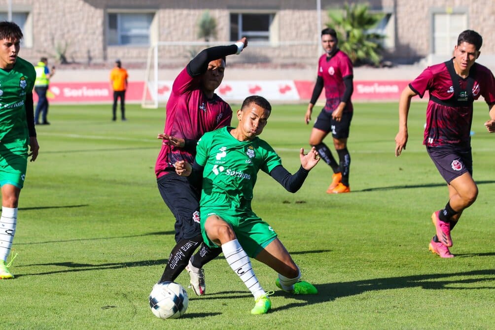 Santos enfrentó a Mineros en partido de preparación previo al Apertura 2022