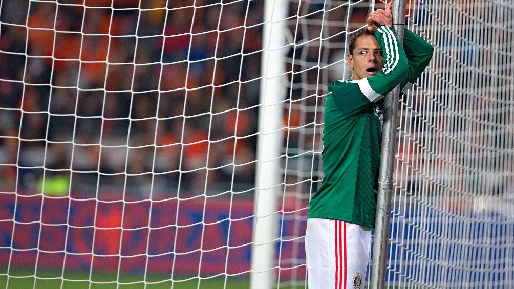 Javier Hernández, con la camiseta de la Selección Mexicana