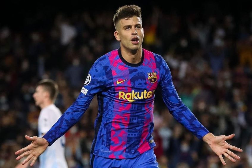 Gerard Piqué festejando un gol