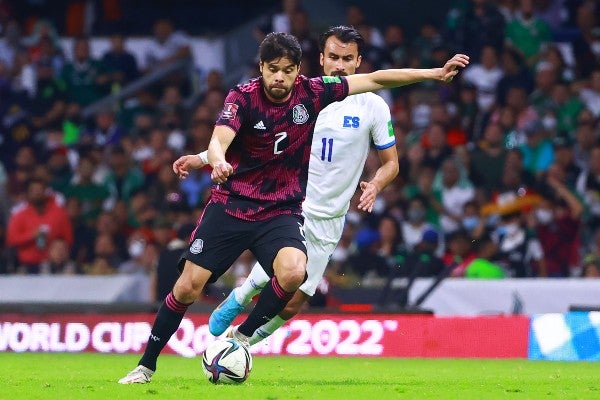 Néstor Araujo con la Selección Mexicana