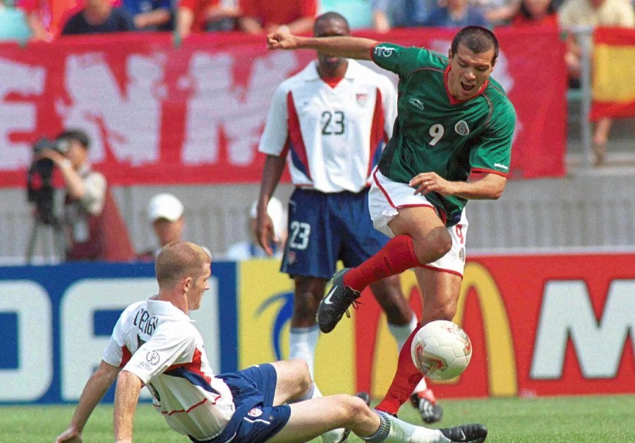 Borgetti en juego ante Estados Unidos en 2002