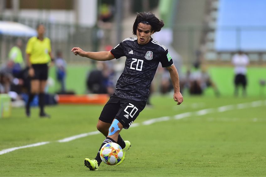 Bruce El-mesmari durante un partido de México