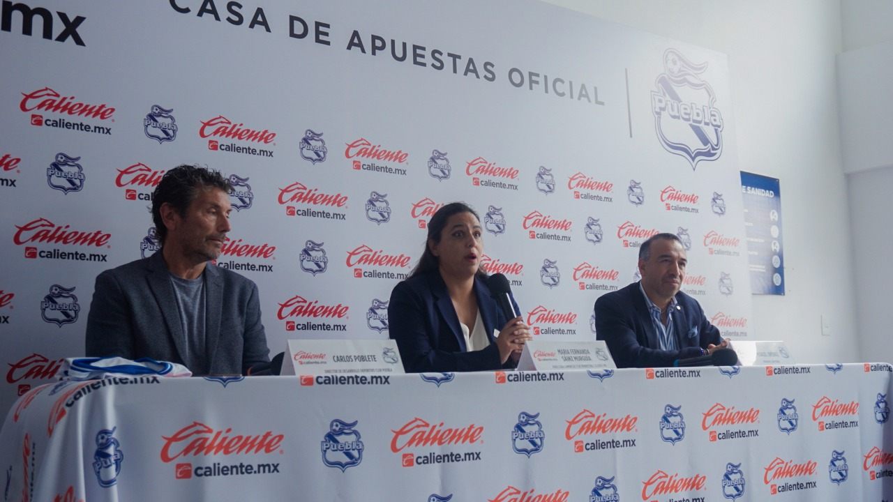 Renovación de la alianza comercial entre Caliente.mx y Club Puebla en el Estadio Cuauhtémoc