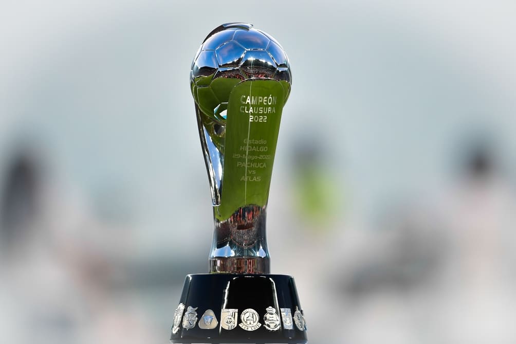 El trofeo de la Liga MX 