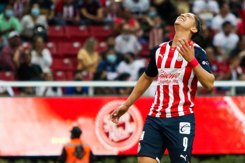 Ángel Zaldívar en un partido de Chivas