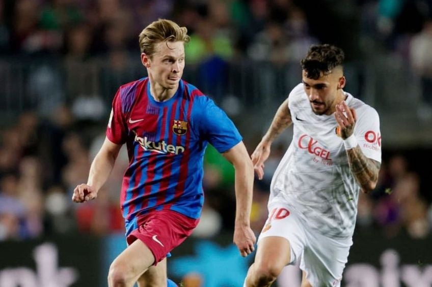 Frenkie de Jong durante un partido del Barcelona