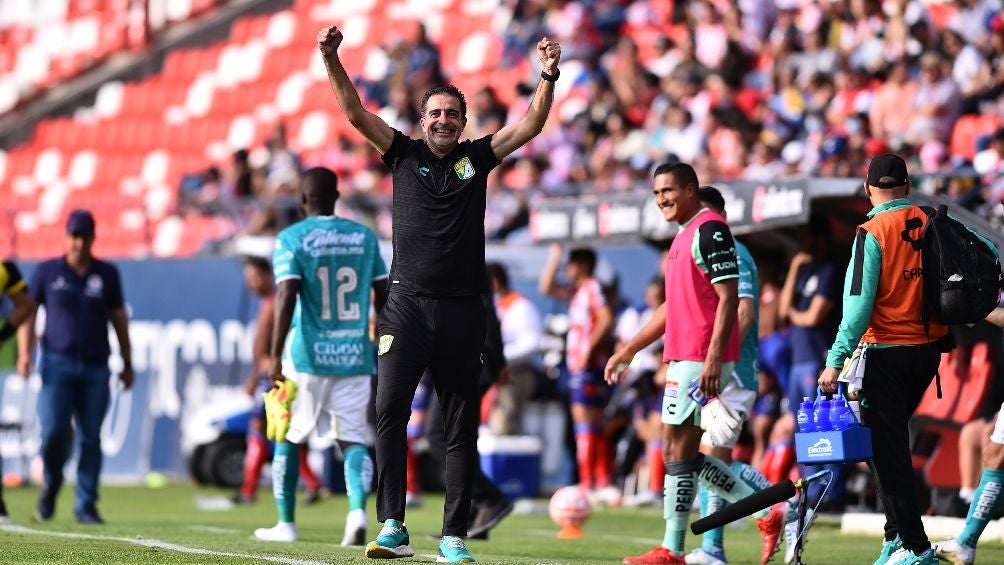 Paiva celebró el gol del triunfo de los Esmeraldas