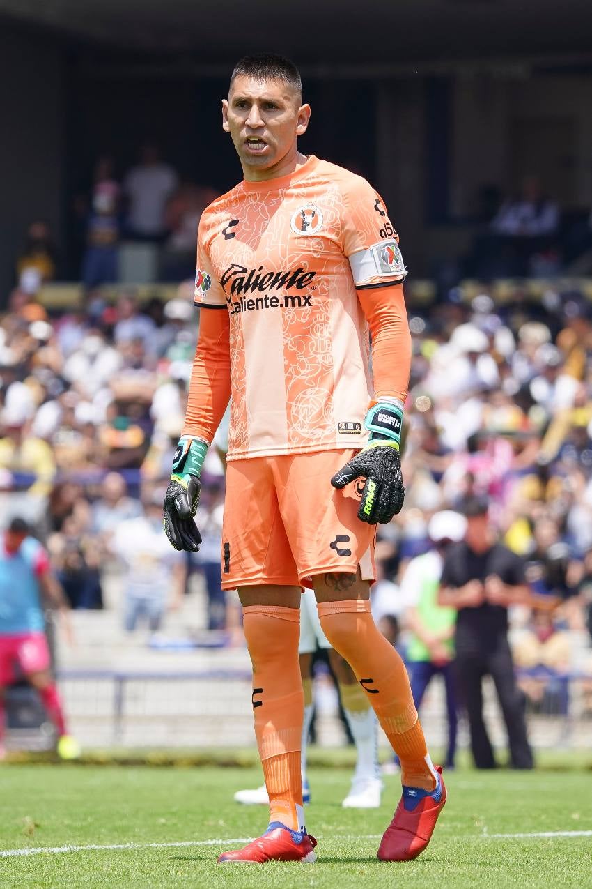 Jona Orozco en un partido de Xolos