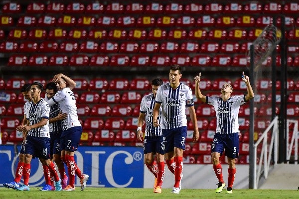 Rayados celebra ante Querétaro