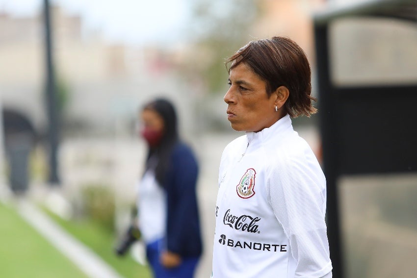 Maribel Domínguez en un partido del Tri Femenil Sub 20