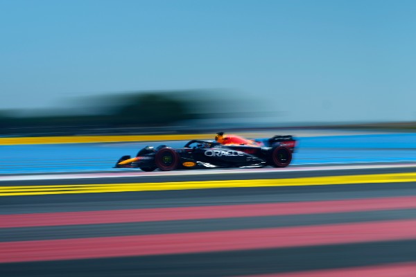 Sergio 'Checo' Pérez con Red Bull en la P2 del GP de Francia