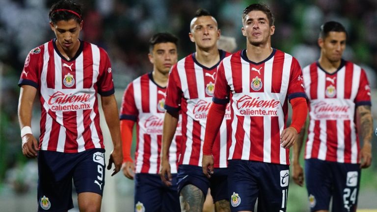 Jugadores de Chivas reaccionan al empate ante Santos