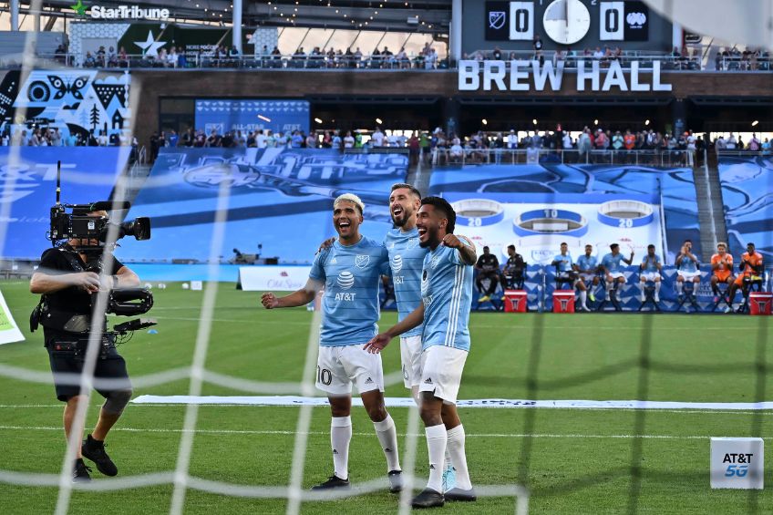 Héctor Herrera durante el Skill Challenge