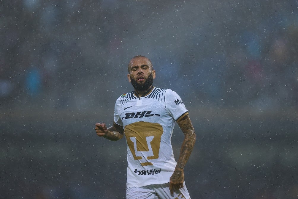 Dani Alves solo ha ganado dos partidos con Pumas